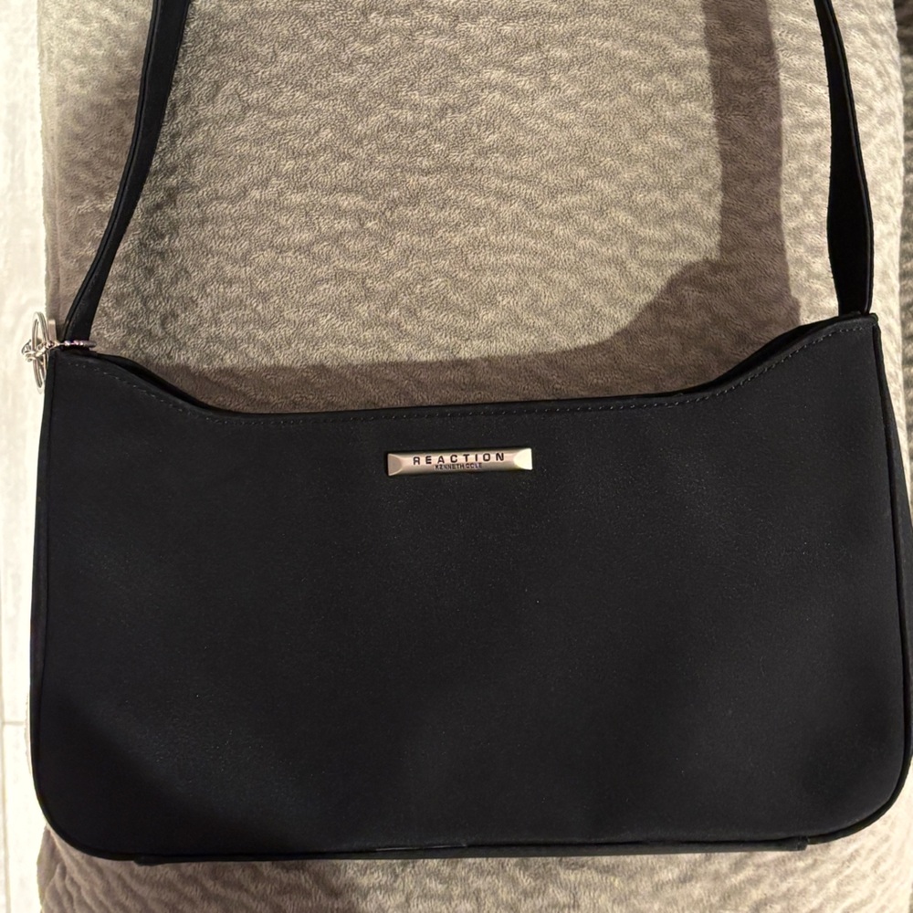 Kenneth Cole Reaction Black Shoulder Bag